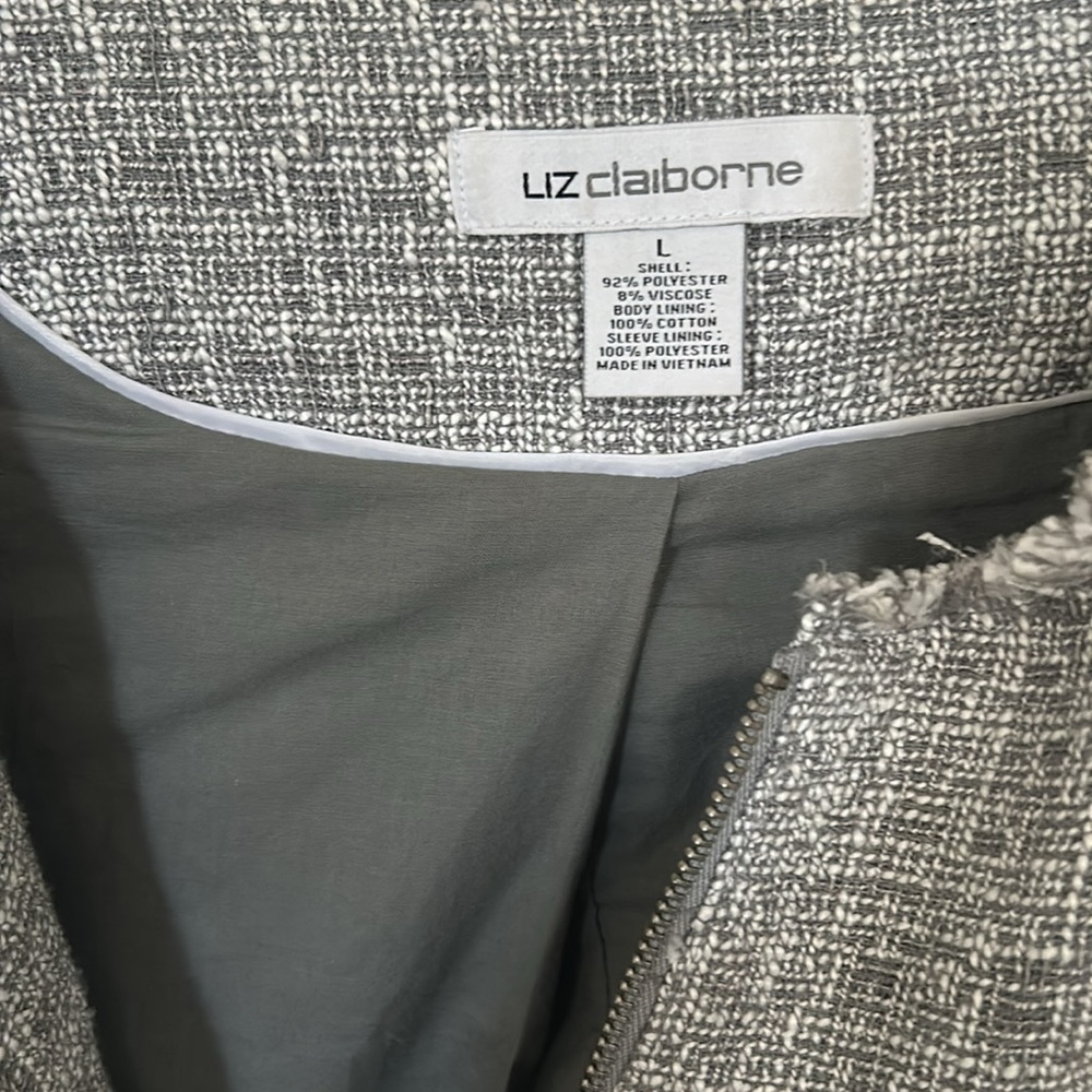 Jacket - Picture 2 of 4